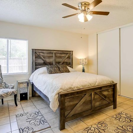 Sunny San Antonio Home With Backyard And Patio! Eksteriør bilde