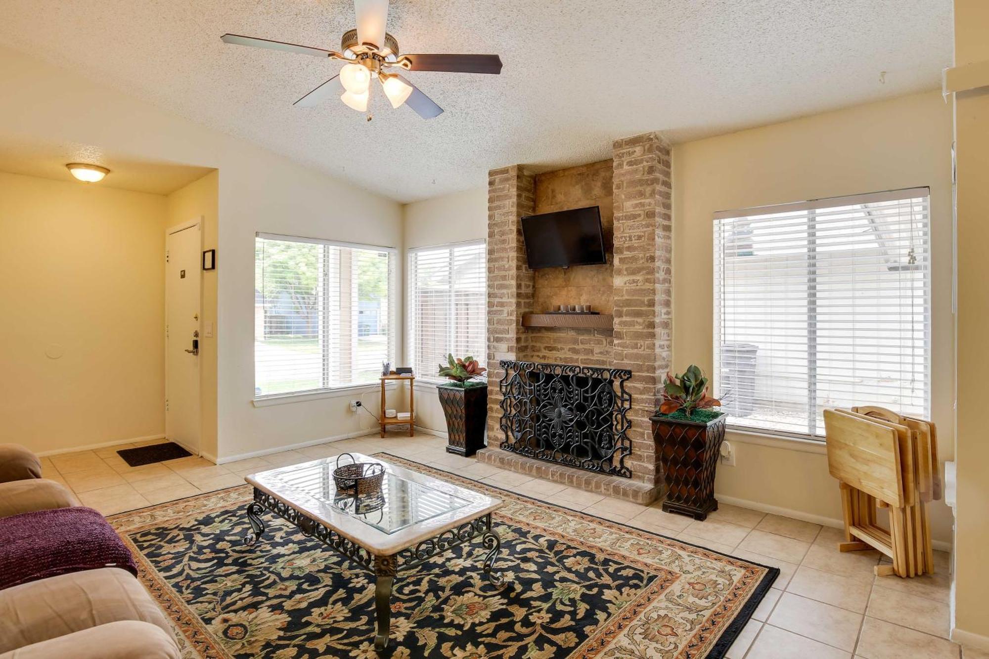 Sunny San Antonio Home With Backyard And Patio! Eksteriør bilde